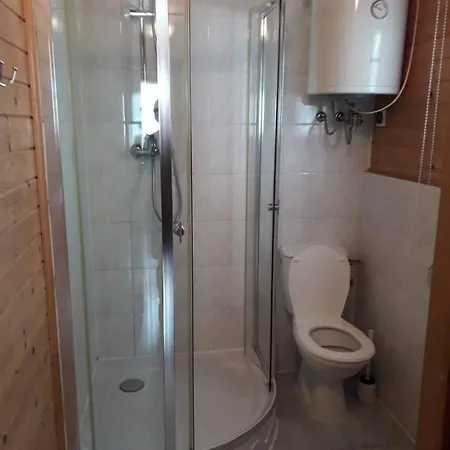 Сasa de vacaciones Domki Letniskowe I Pokoje *