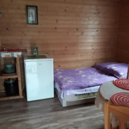 Domki Letniskowe I Pokoje * Międzywodzie