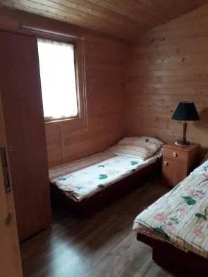 Domki Letniskowe I Pokoje * Międzywodzie